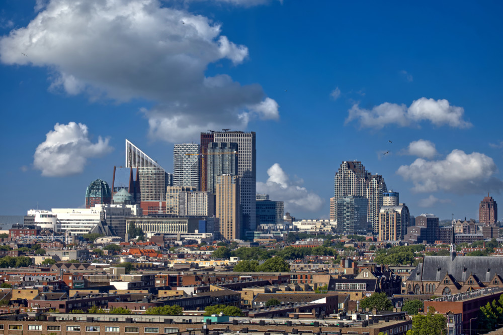 De skyline ven Den Haag wordt steeds hoger.